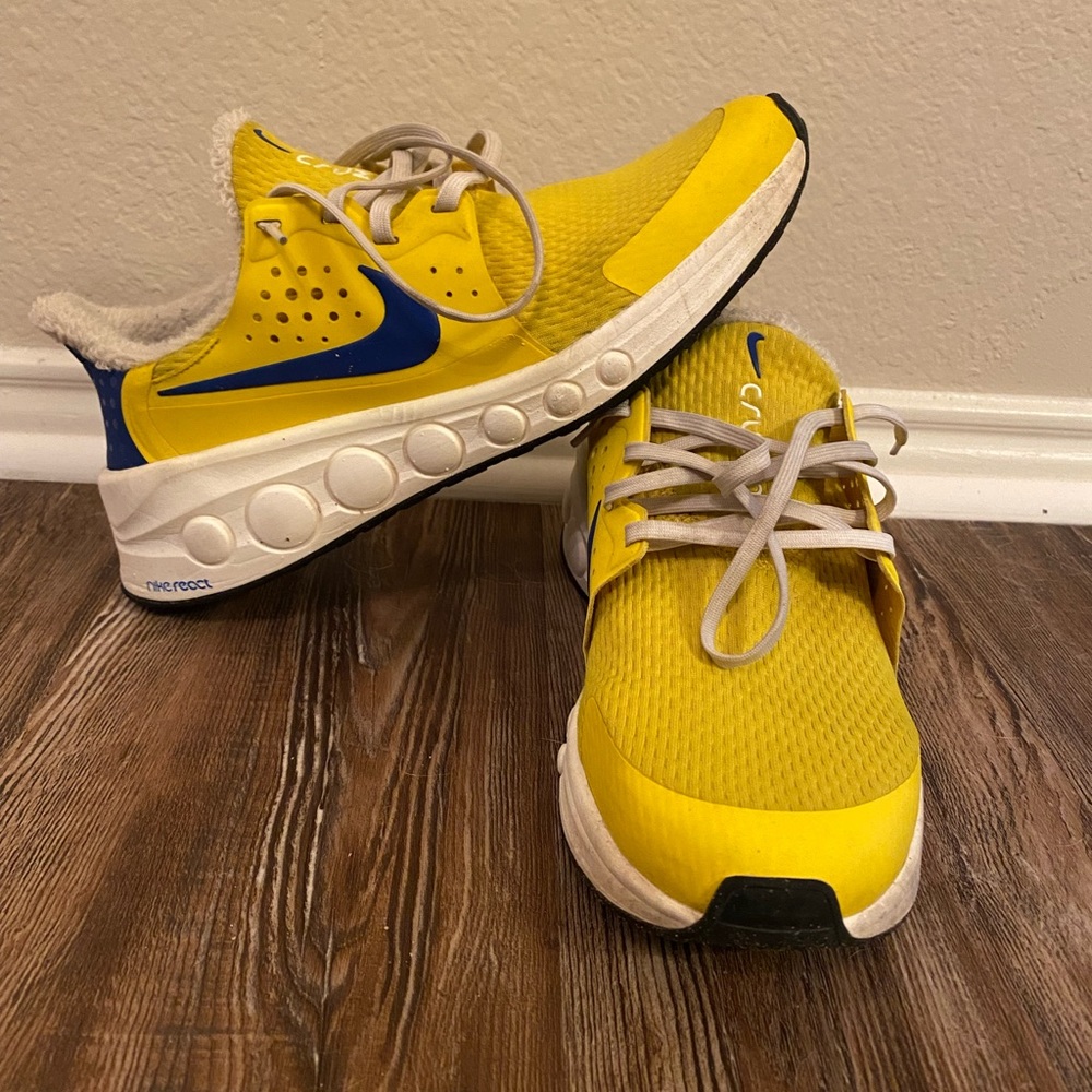 Men’s NIKE Yellow React Shoes Size 10.5